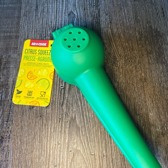 New Kitchen Bundle - Picture 3 of 4